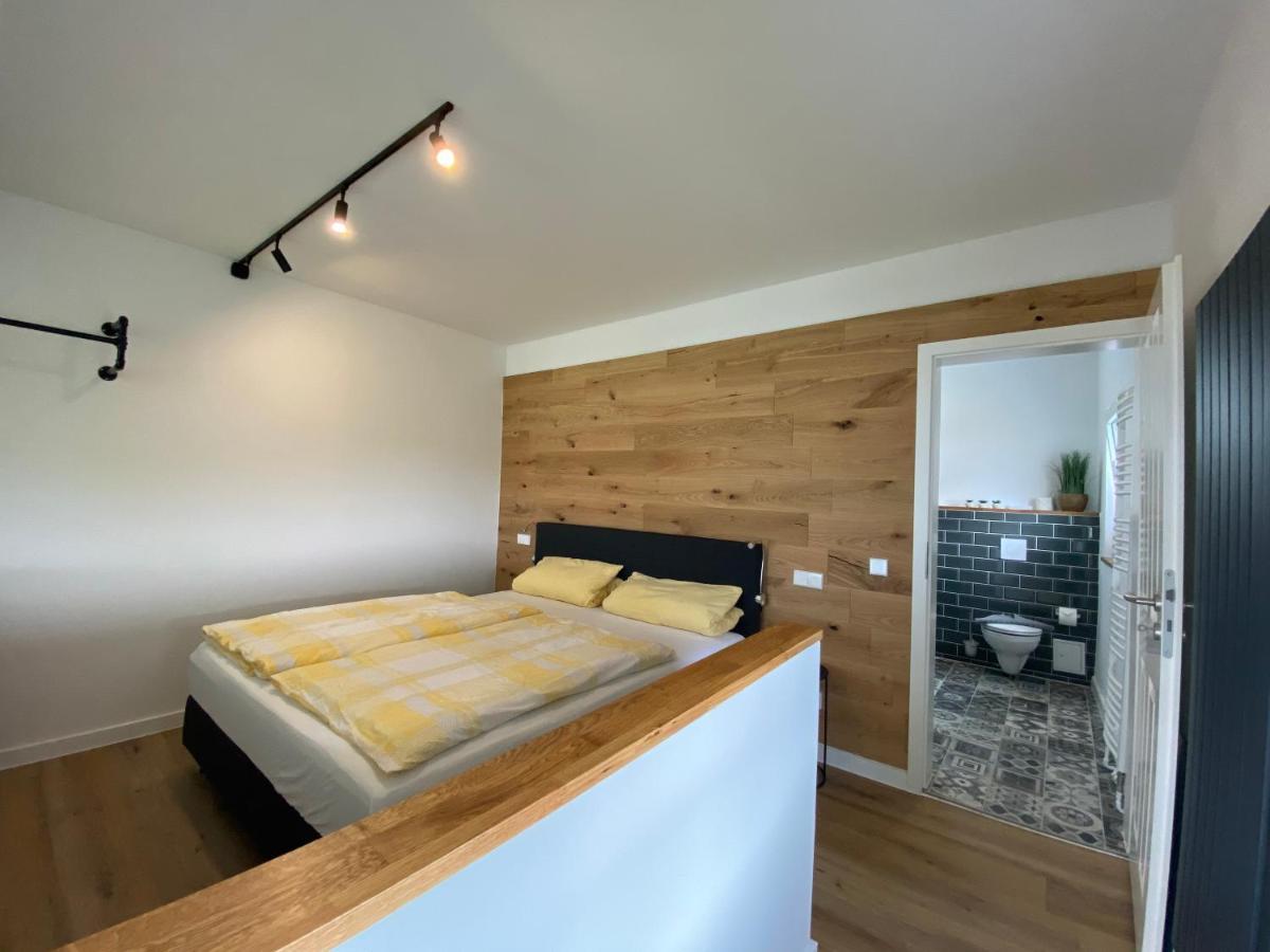 Alte Bootswerft Apartment Putbus Bagian luar foto