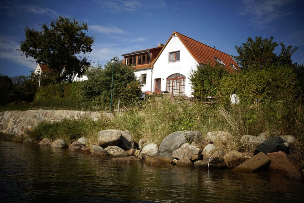 Alte Bootswerft Apartment Putbus Ruang foto