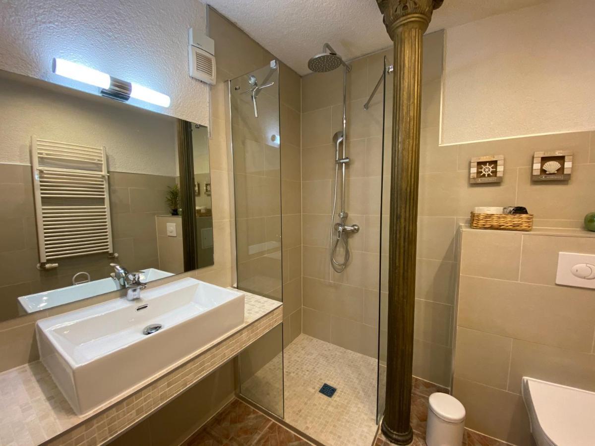 Alte Bootswerft Apartment Putbus Bagian luar foto